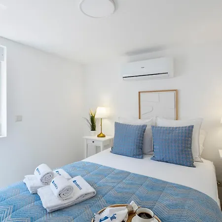 Vakantiehuis Modern & Authentic Retreat By Hostwise