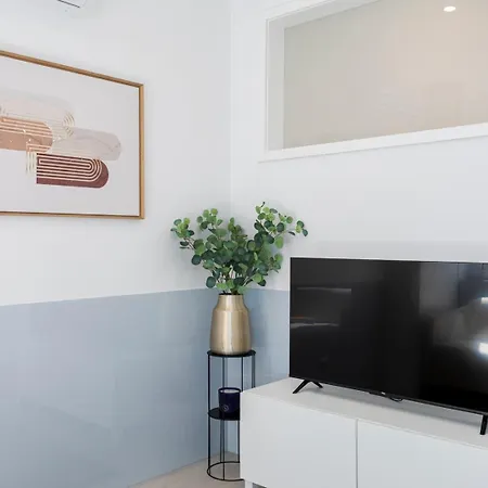 Modern & Authentic Retreat By Hostwise * Porto