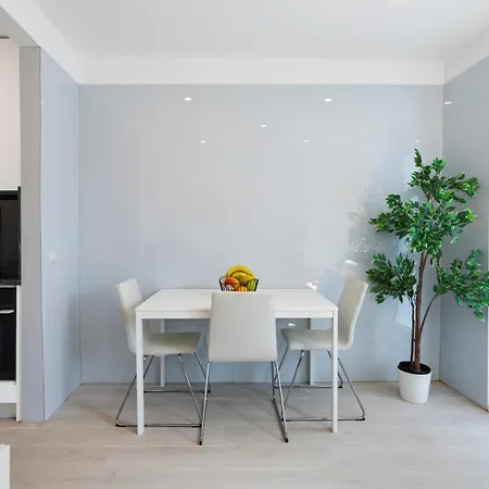 Modern & Authentic Retreat By Hostwise * Porto