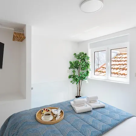 Modern & Authentic Retreat By Hostwise Holiday home Porto